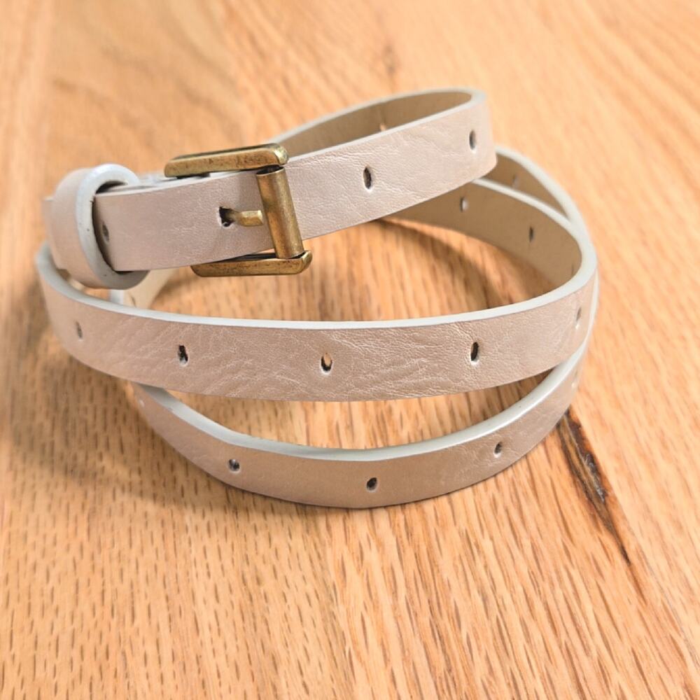 White thin women's vintage belt gold/brass toned buckle